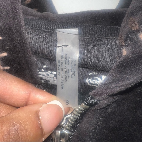 Twisted Heart Black Embroidered Zip Up Velvet Hoodie - Picture 3 of 6